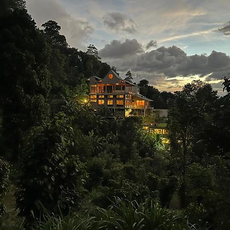 Sanatha Suwaya Villa Kandy Esterno foto